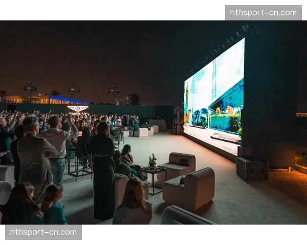 特写:酋长球场全新全息广告系统在“北伦敦德比”中首次投入实战 特写:酋长球场全新全息广告系统在“北伦敦德比”中首次投入实战